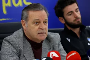 "Το ΑΠΟΕΛ δεν είναι ομαδούλα για να παραδοθεί σε επενδυτή της ώρας"