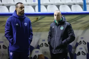 Χαμόγελα και αγκαλιές πριν από τη "μάχη" (φώτος)