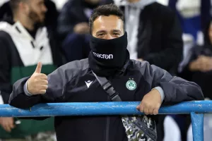 (Φωτορεπορτάζ) Ο κόσμος στο "Αντώνης Παπαδόπουλος"