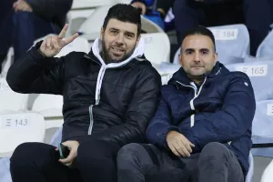 (Φωτορεπορτάζ) Ο κόσμος στο "Αντώνης Παπαδόπουλος"