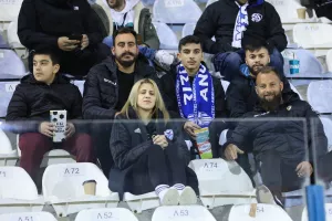 (Φωτορεπορτάζ) Ο κόσμος στο "Αντώνης Παπαδόπουλος"