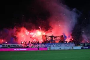(Φωτορεπορτάζ) Ο κόσμος στο "Αντώνης Παπαδόπουλος"