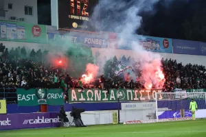 (Φωτορεπορτάζ) Ο κόσμος στο "Αντώνης Παπαδόπουλος"
