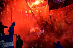 (Φωτορεπορτάζ) Ο κόσμος στο "Αντώνης Παπαδόπουλος"