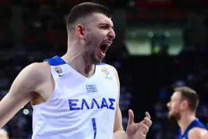Ψυχωμένη Εθνική με σούπερ Ρογκαβόπουλο!