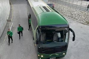 Ομόνοια/ Άφιξη και... "ντόπες" (Φώτος)