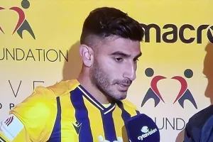 Βασίλης για τον κόσμο: "Μας δίνουν τέτοια ώθηση που δεν μπορούμε να σταματήσουμε να τρέχουμε"