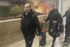 "Aπάντησαν" σε Τορναρίτη με... Ροβέρτο!