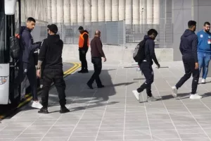 Η άφιξη του Απόλλωνα (Φώτος)