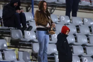 ΦΩΤΟΣ / Ο κόσμος της Πάφος FC στο "Στ. Κυριακίδης"