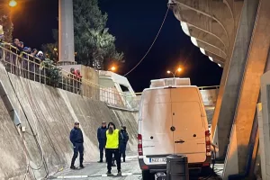 ΦΩΤΟΣ / Διαμαρτυρίες προς τον ΒΑΡίστα Δημήτρη Σολωμού!
