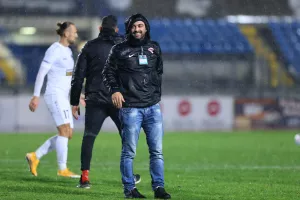 Γλυτζιά... νερά!