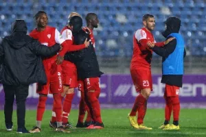 Πάφος - Νέα Σαλαμίνα: Ερυθρόλευκοι... ακάθεκτοι - Διπλό και φουλ για εξάδα! (Φώτος)