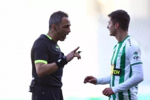 Άρης - Νέα Σαλαμίνα: Υπόθεση ενός ημιχρόνου... η 5η σερί νίκη! (Φώτος)