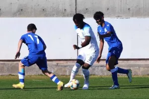 Εθνική Κ16: Φιλικό υψηλού επιπέδου και ήττα από Αγγλία (φωτορεπορτάζ)