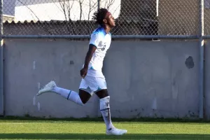 Εθνική Κ16: Φιλικό υψηλού επιπέδου και ήττα από Αγγλία (φωτορεπορτάζ)