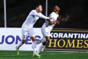 Πάφος FC - Άρης: Συνεχίζουν (Χ)έρι-χέρι (φώτος)