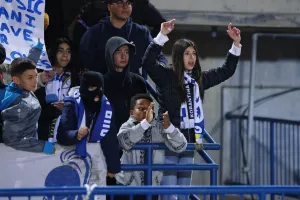 (ΒΙΝΤΕΟ Kerkida) "Για την... αρρώστια μας παντού"