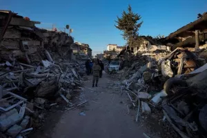 Πάνω από 15.000 οι νεκροί σε Τουρκία και Συρία