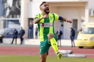 ΒΙΝΤΕΟ/Απευθείας εκτέλεση φάουλ και... 1-0 με Εγγλέζου