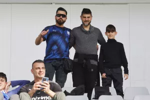 (Φωτορεπορτάζ) Ο κόσμος στο Απόλλων - ΑΕΚ
