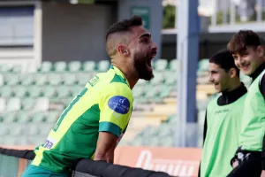 ΒΙΝΤΕΟ/Απευθείας εκτέλεση φάουλ και... 1-0 με Εγγλέζου