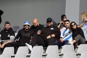 (Φωτορεπορτάζ) Ο κόσμος στο Απόλλων - ΑΕΚ