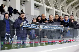 (Φωτορεπορτάζ) Ο κόσμος στο Απόλλων - Καρμιώτισσα