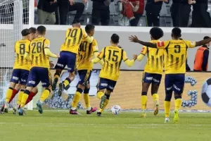 ΑΕΛ - Νέα Σαλαμίνα: Προβάδισμα πρόκρισης των Λεόντων με Ρόμο! (φώτος)