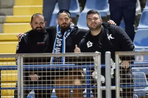 (Φωτορεπορτάζ) Ο κόσμος στο "Στέλιος Κυριακίδης"