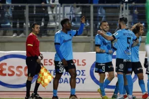 Ακρίτας - Απόλλων: Ντεμπούτο Μπογκντάν με ανατροπή και τρομερό Πίττα! (φώτος)