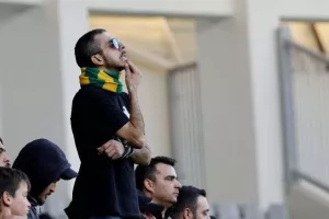 ΑΕΛ - ΑΕΚ: Της έσπασε το σερί και έμεινε... ζωντανή για εξάδα! (Φώτος)