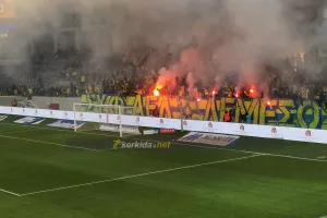Κάηκε το πέταλο της Θύρας 3 με Pyro Show! (φώτος/βίντεο)