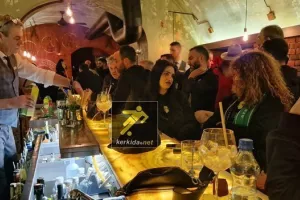 ΑΕΚτζίδικο πάρτι στο The Cuba Libre! (φώτος kerkida)