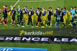 (Βίντεο) Η είσοδος των ομάδων, με σημαίες οι Ουκρανοί