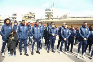 Ολυμπιακός και Μαρινάκης άφησαν λουλούδια στο μνημείο των θυμάτων της Θύρας 7