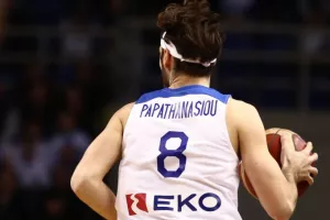 Ο Πάπας έγινε... Παπαθανασίου στην Εθνική!