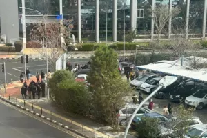 Μεγάλη αναστάτωση στη Λευκωσία από το σεισμό - Βγήκε έξω ο κόσμος