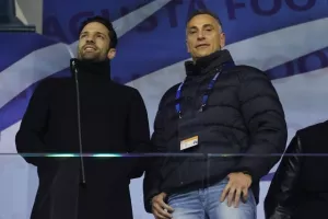 ΦΩΤΟΣ/Ανόρθωση - Ομόνοια με... Κωνσταντίνο Αργυρό!