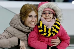 (Φωτορεπορτάζ) Ο κόσμος στο ΑΕΛ - Νέα Σαλαμίνα