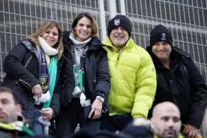(Φωτορεπορτάζ) Οι ΑΕΚτζήδες στη Košická futbalová aréna 