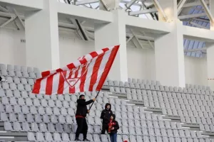(Φωτορεπορτάζ) Ο κόσμος στο ΑΕΛ - Νέα Σαλαμίνα