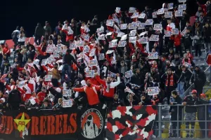 Ψηλά τα πλακάτ: "Αμμόχωστος, θέλω το σπίτι μου την πόλη μου"