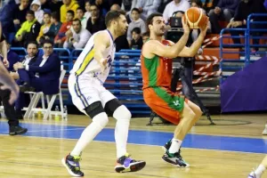 Ήττα παρά την πολύ καλή εμφάνιση (φώτος)