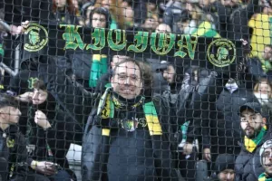 (Φωτορεπορτάζ) Οι ΑΕΚτζήδες στη Košická futbalová aréna 