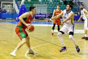 Ήττα παρά την πολύ καλή εμφάνιση (φώτος)
