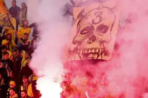 (Φωτορεπορτάζ) Ο κόσμος στο ΑΕΛ - Νέα Σαλαμίνα