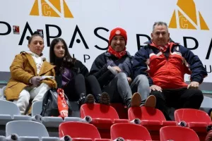 (Φωτορεπορτάζ) Ο κόσμος στο "Αμμόχωστος"