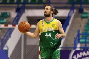 Έφτασε τις 13 νίκες η ΑΕΚ, με διπλό επί της ΕΘΑ