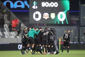 OΛΕ-ΟΛΕ και "κιτρινοπράσινος" παροξυσμός! (βίντεο Kerkida.net/φώτος)
